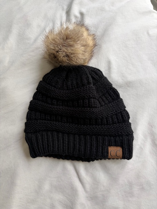 C.C Accessories - C.C Kids Black Knit Beanie with Tan Faux Fur Pom
